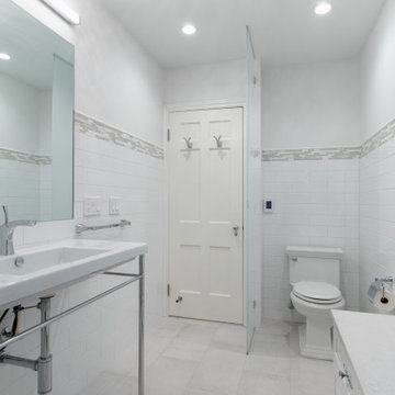 Privacy screen for toilet