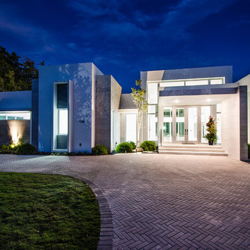Contemporary Pinecrest Home