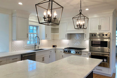Kitchen - kitchen idea in Boston