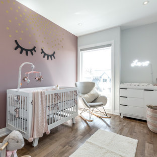 Baby Und Kinderzimmer Mit Lila Wandfarbe Ideen Inspiration Houzz August 2020 Houzz De