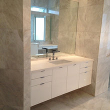 PRES BATHROOM