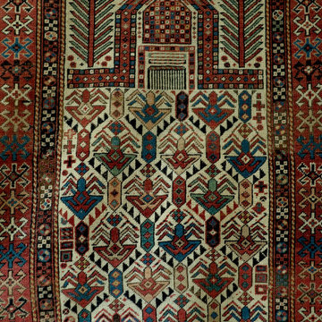 Creating Home-Museums with an Rare Antique Rugs As Art
