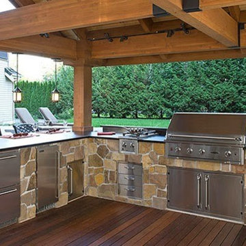 Fire Pits and BBQs