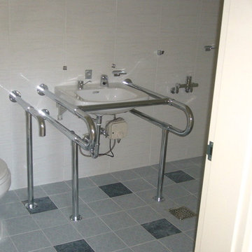 HANDICAP ACCESSIBILITY