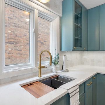 Kitchen Cabinet Layout & Hardware Selection