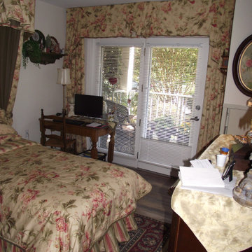 Decorating a retirement community apartmet