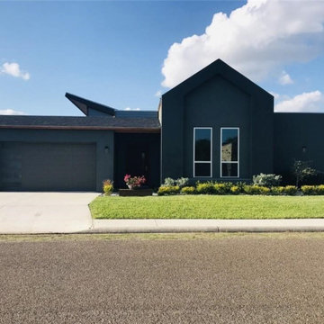 Grey House II (2019)