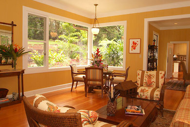 Elegant living room photo in Hawaii