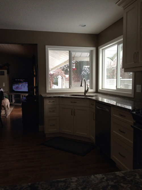 How to finish backsplash in kitchen