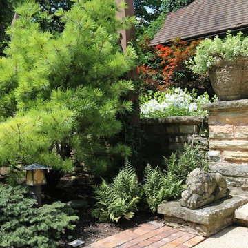 Beautiful Gardens and Accents