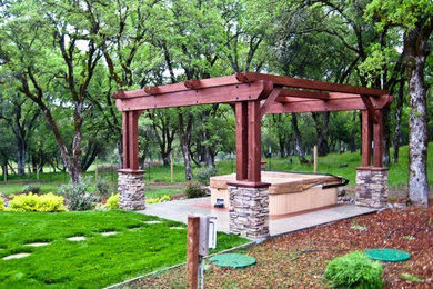 Photo of a traditional landscaping in Las Vegas.