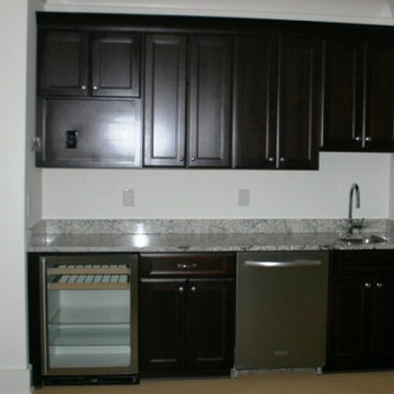 Light Granite on Dark Cabinets for Wet Bar Area