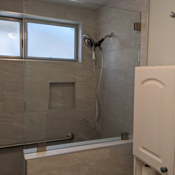 Stark - Manifee - Shower Doors