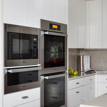 Boston, MA - White High Gloss Kitchen