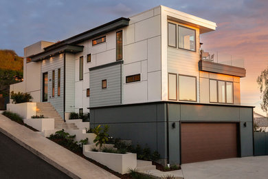 Trendy exterior home photo in San Diego