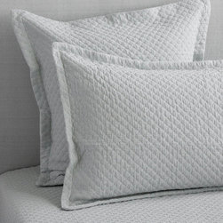 Ungretti Skylight - Bedding