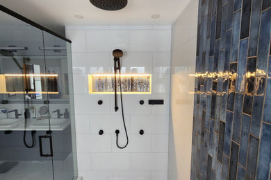 Bathroom - bathroom idea in Toronto