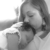 Mandy West's photo