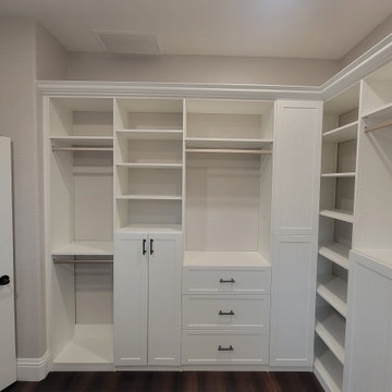 Closet Built-In