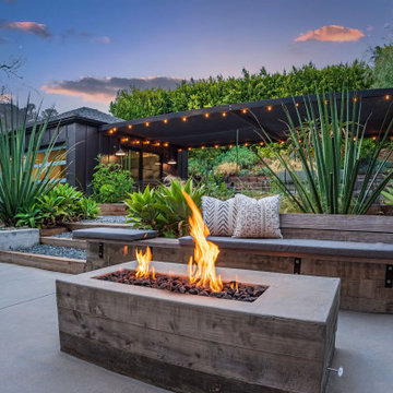 Modern Colonial