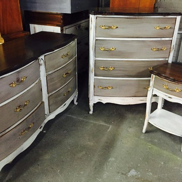 Shabby Restore finished a bedroom set.