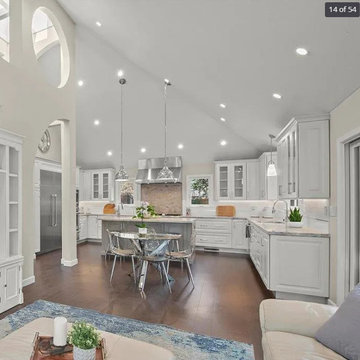 THOMASVILLE DRENNAN WHITE AND GREY