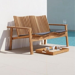 Lounge Chairs - Products