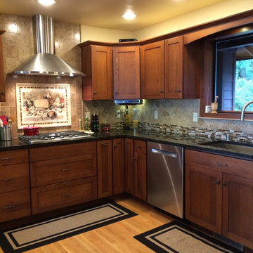 Hansville Waterfront Craftman Style Kitchen