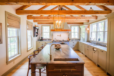 Farmhouse kitchen photo in Grand Rapids