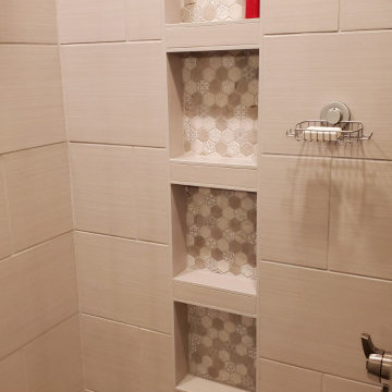 Bathroom - Morningside Avenue, Altoona, PA