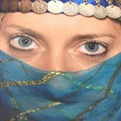 Konstantina ஜ Kipraious foto