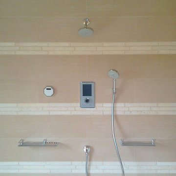 Neutral Bathroom with Decorative Tile