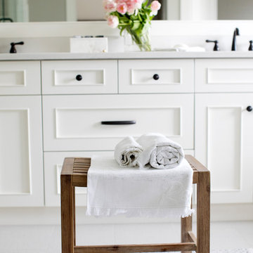 Maple Ridge Modern Country Home - Bathroom