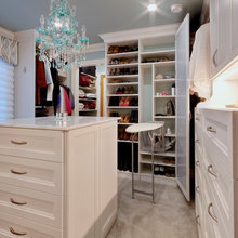 walk-in closet, dressing room