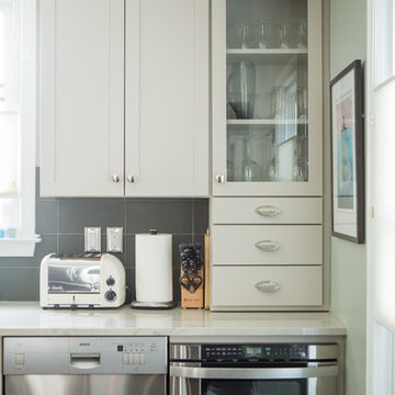 Comfort and Style in Green and Gray