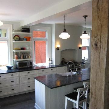 Kitchen Remodel: South Pacific Avenue