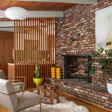 Mid-Century Modern Icon in Sagamore Hills