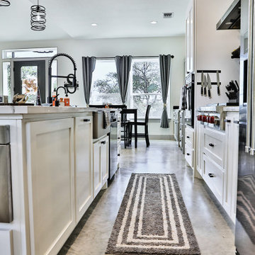 Boerne, Texas Farmhouse Style Barndominium