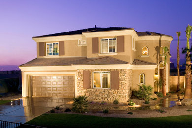 Example of an exterior home design in Los Angeles
