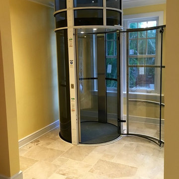 Pneumatic Glass Elevator