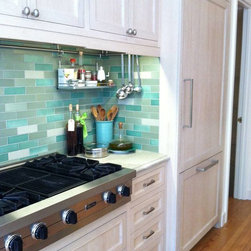 CABINET HARDWARE - Products