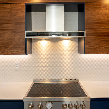 Contemporary Kitchen Remodel Done in a Two Tone Color