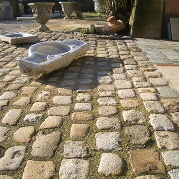 Stone Pavers – Antique, Reclaimed Limestone ‘Cobble Stone’ pavers