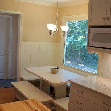 Decatur Cottage Banquette