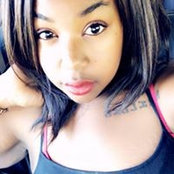 Camille Simpsons foto