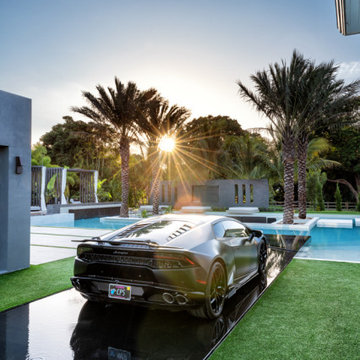 Lamborghini Pool