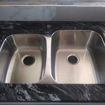 "Silver Waves" Granite Countertops