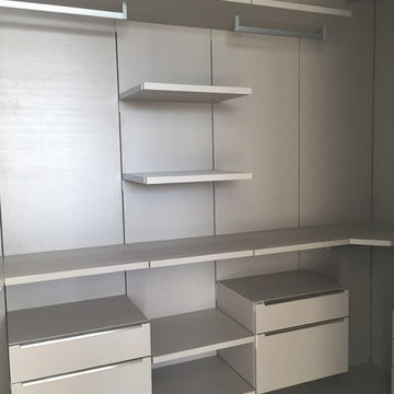 Walk-in closet