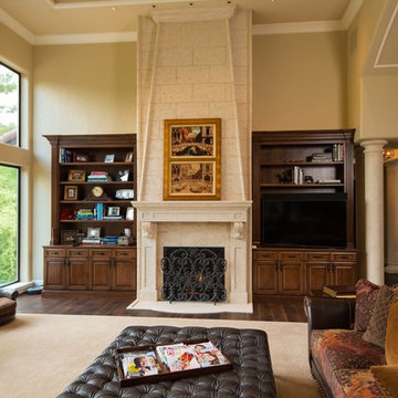Willamette River Italian Villa