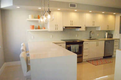 Inspiration for a coastal kitchen remodel in Montreal